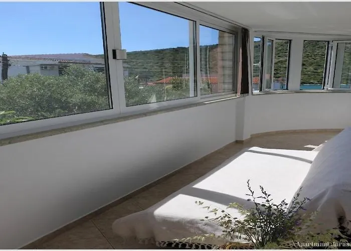 Apartman Juras - With Loggia Ana